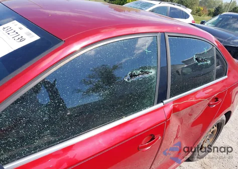 2017 Volkswagen Jetta 1.4T S z USA, uszkodzony, nr VIN 3VW2B7AJXHM323237